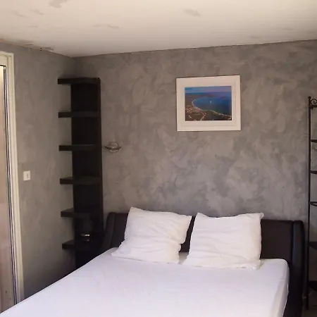 Villa T3 *